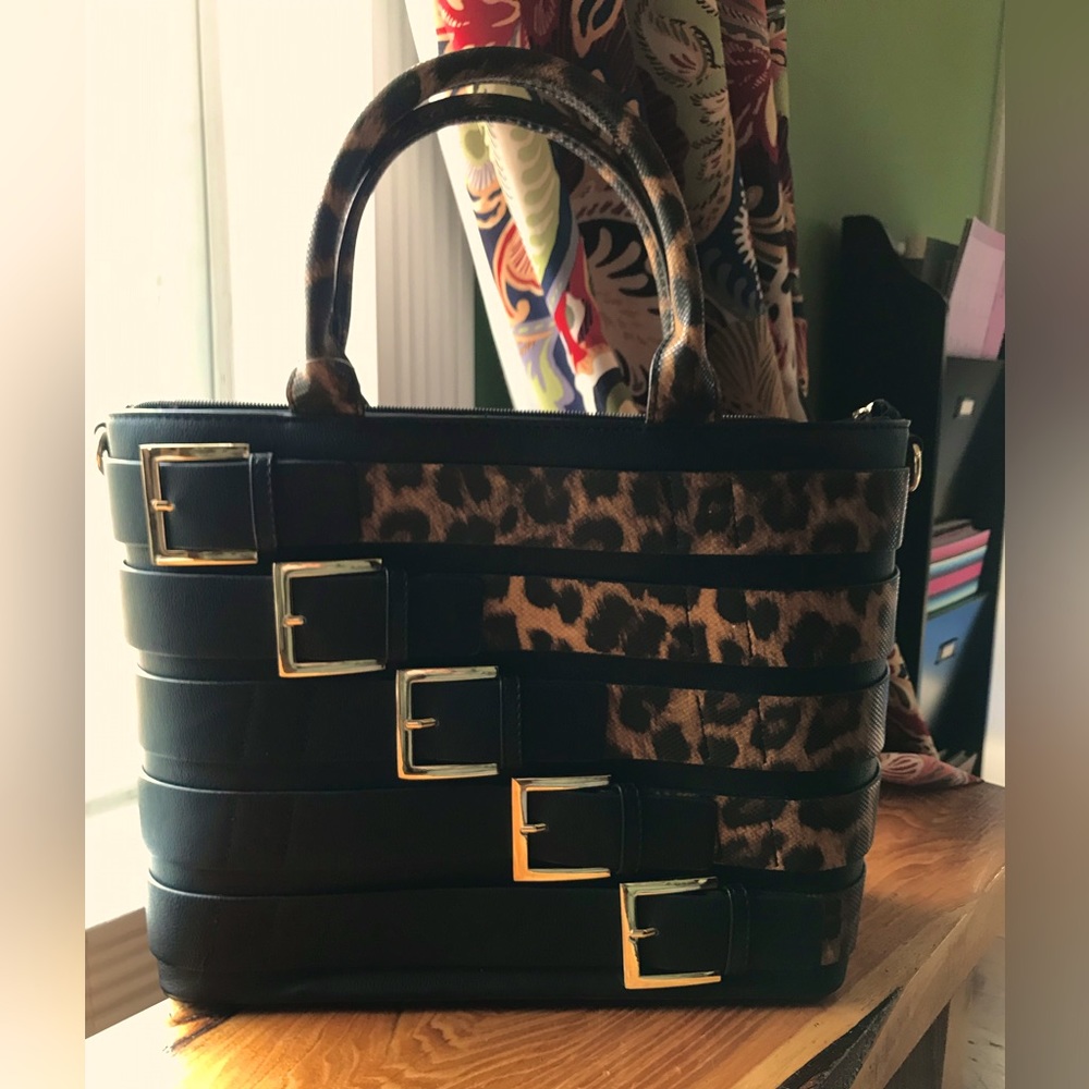 Ruby Blue - black and leopard 🐆 square purse.